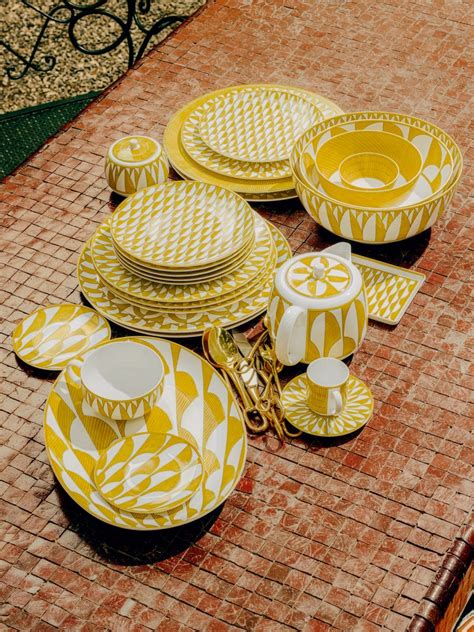 hermes soleil porcelain|soleil d'hermes dinnerware.